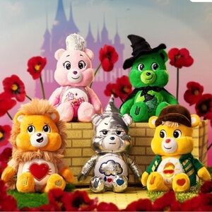 Wicked X Care Bears ~ Good Luck Bear as Elphaba ~ 8" Limited Edition Rare Cape